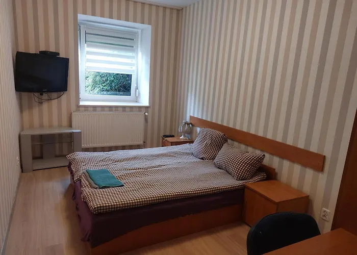 Ali Quarto em Acomodações Particulares *